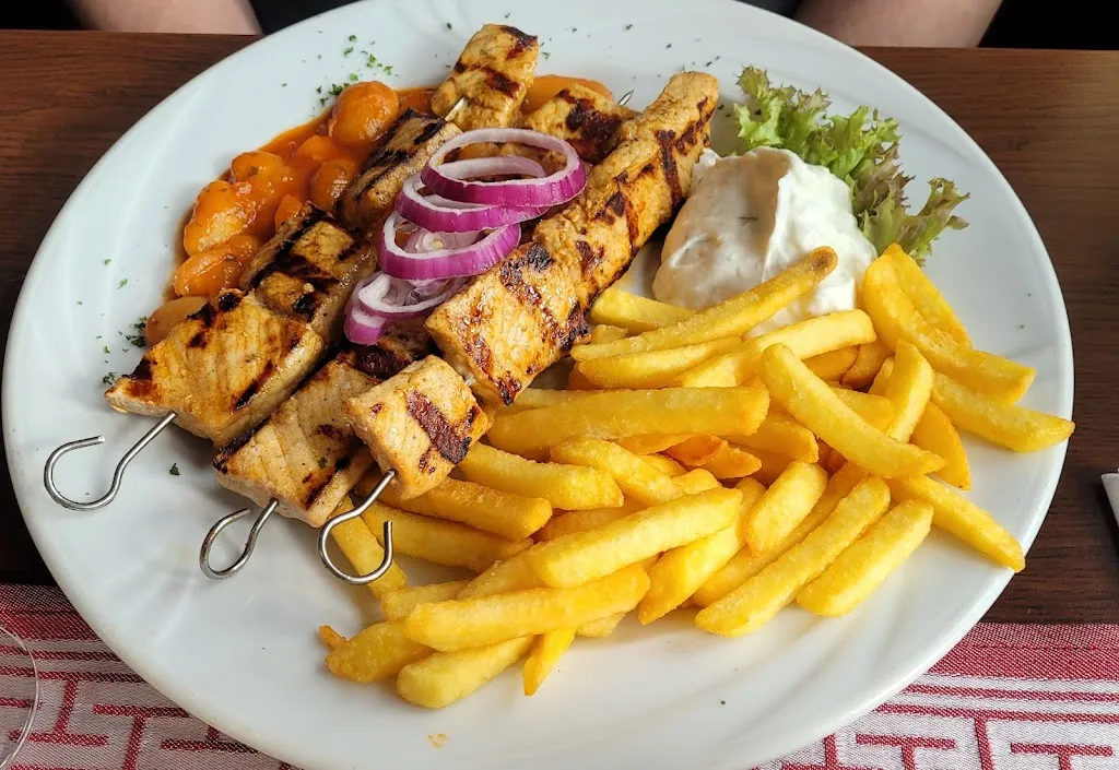 Poseidon - Familie Mylona_Wilhelmshaven_slider_image_2