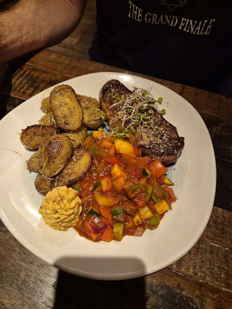 Barbara Phillips_Hotel Fliegerdeich_Wilhelmshaven_review