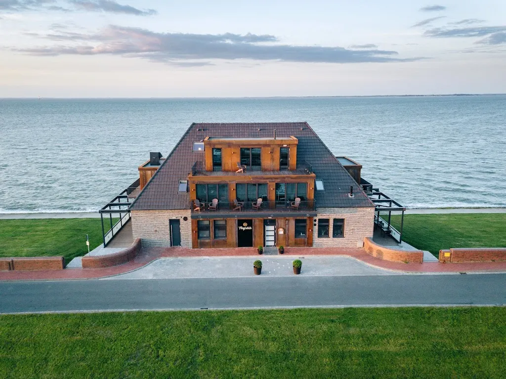 Hotel Fliegerdeich_Wilhelmshaven_slider_image_1