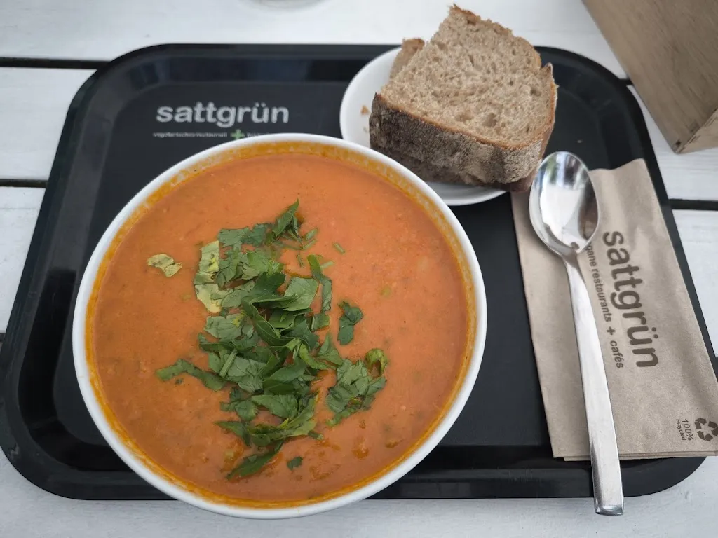 Menu_sattgrün theaterpassage_Essen_immagine_6