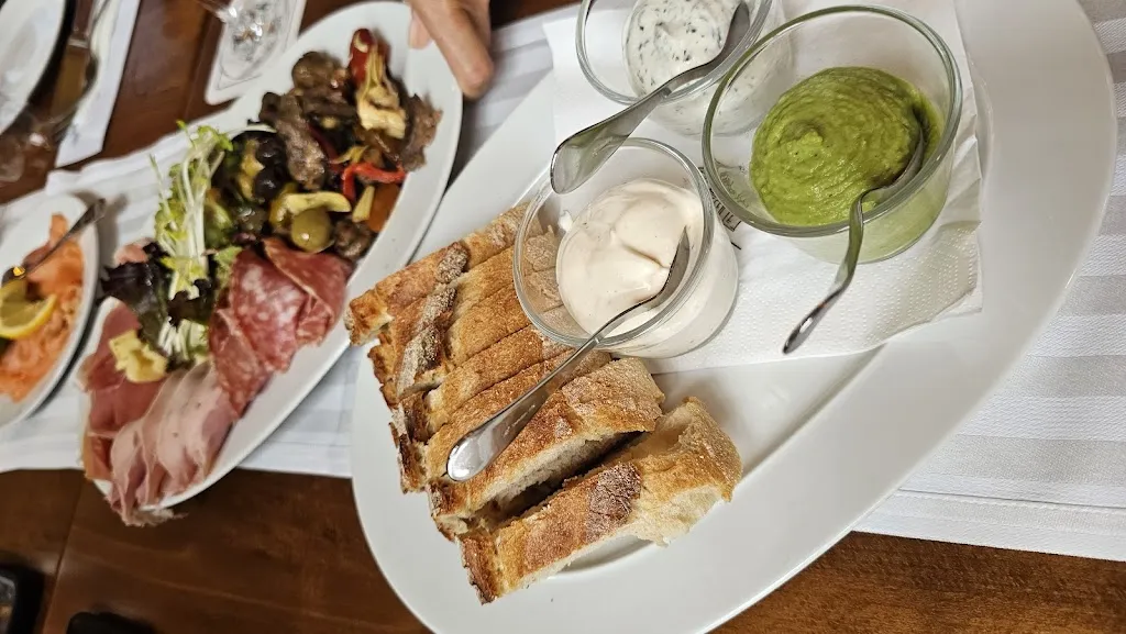 Menu_Emma-Kulinarischer Bahnhof Essen_Essen_image_5