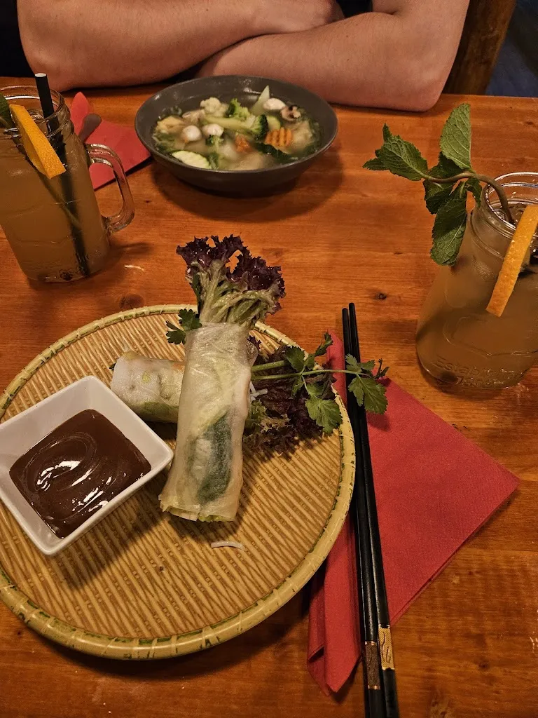 Menu_Ngon Vietfood_Essen_image_6