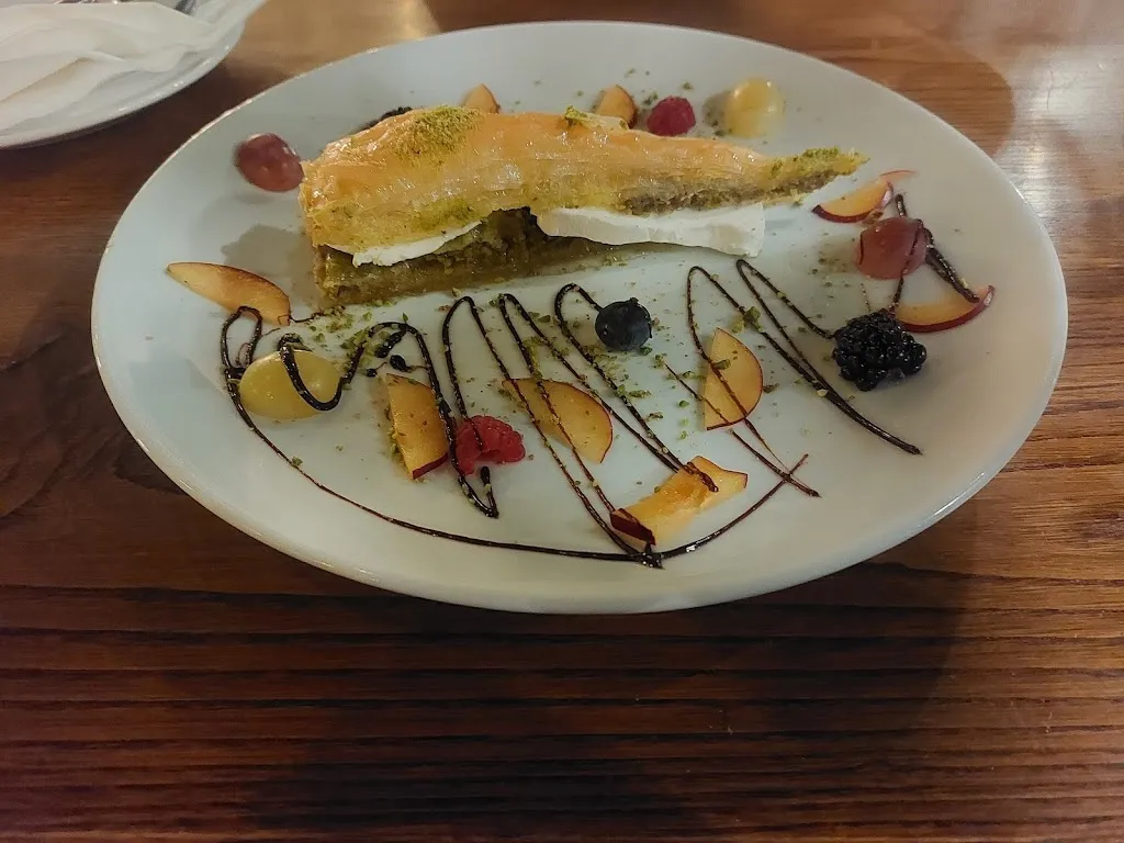 Gijs Luijten_Cagdas Café - Restaurant_Essen_review