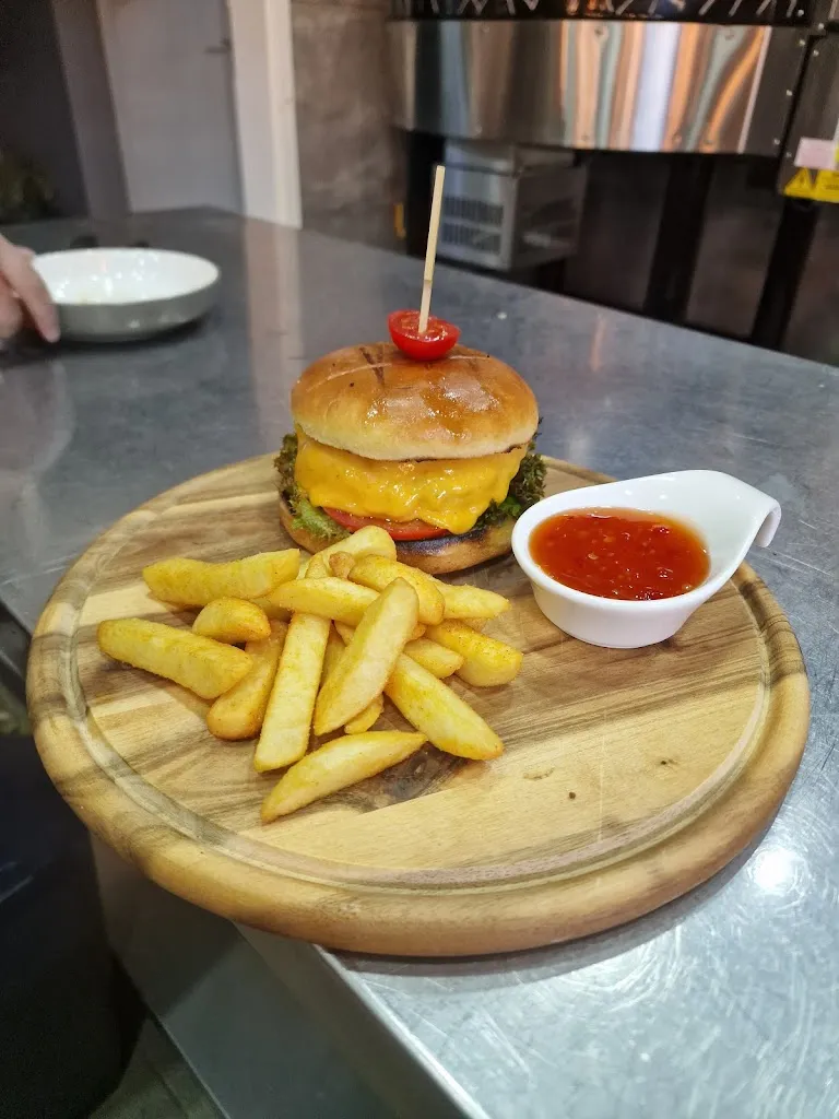 By Gurme Bar Restaurant_Garbsen_slider_image_3