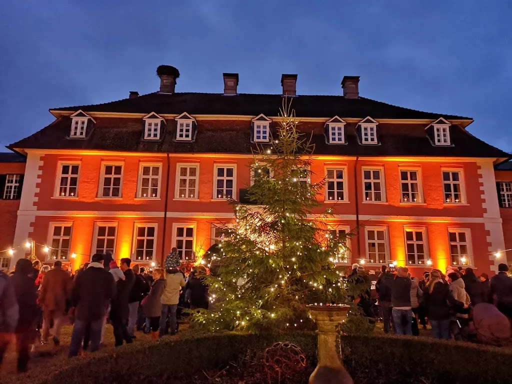 Foodstation & Wildladen vor dem Hof_Gartow_slider_image_2