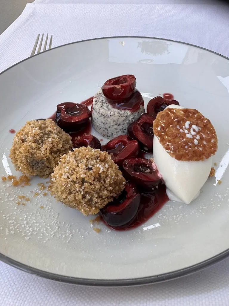 Wolfshöhle_Breisgau_slider_image_3