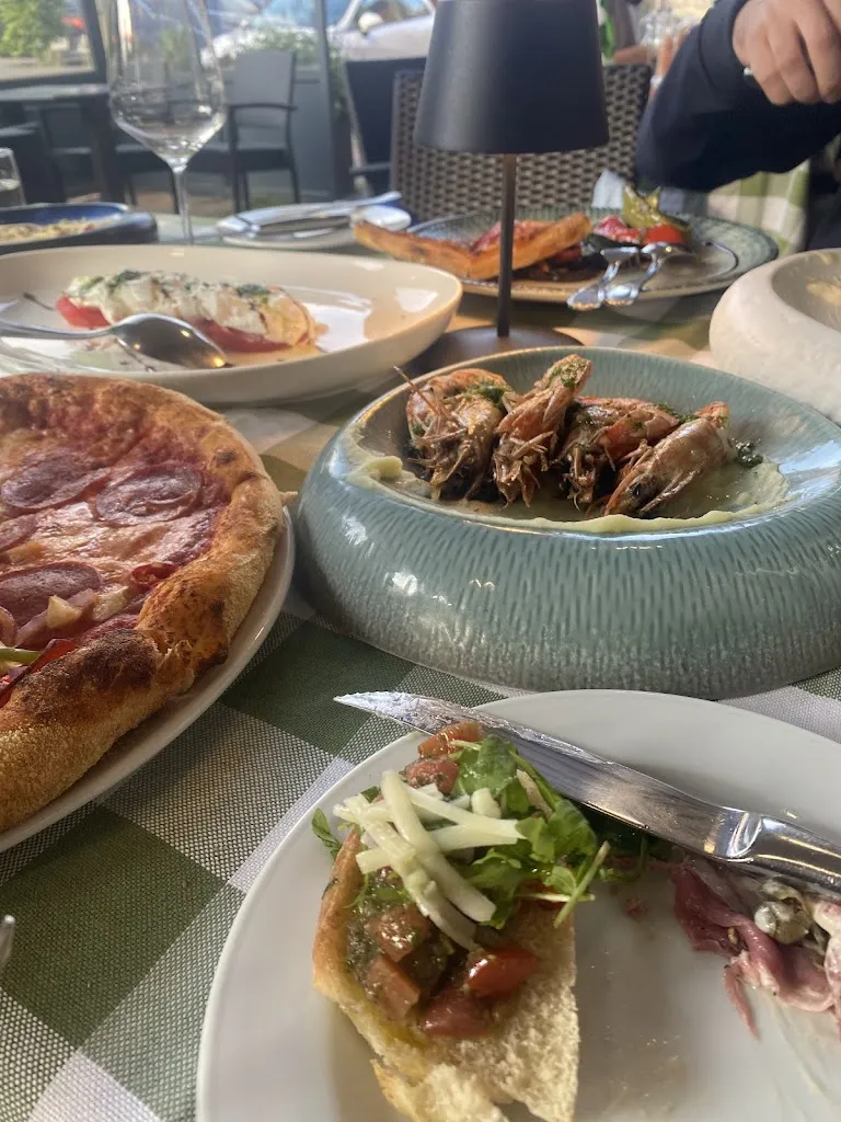 Oleksandra Pobihushcha_Restaurant Toscanino_Ganderkesee_review