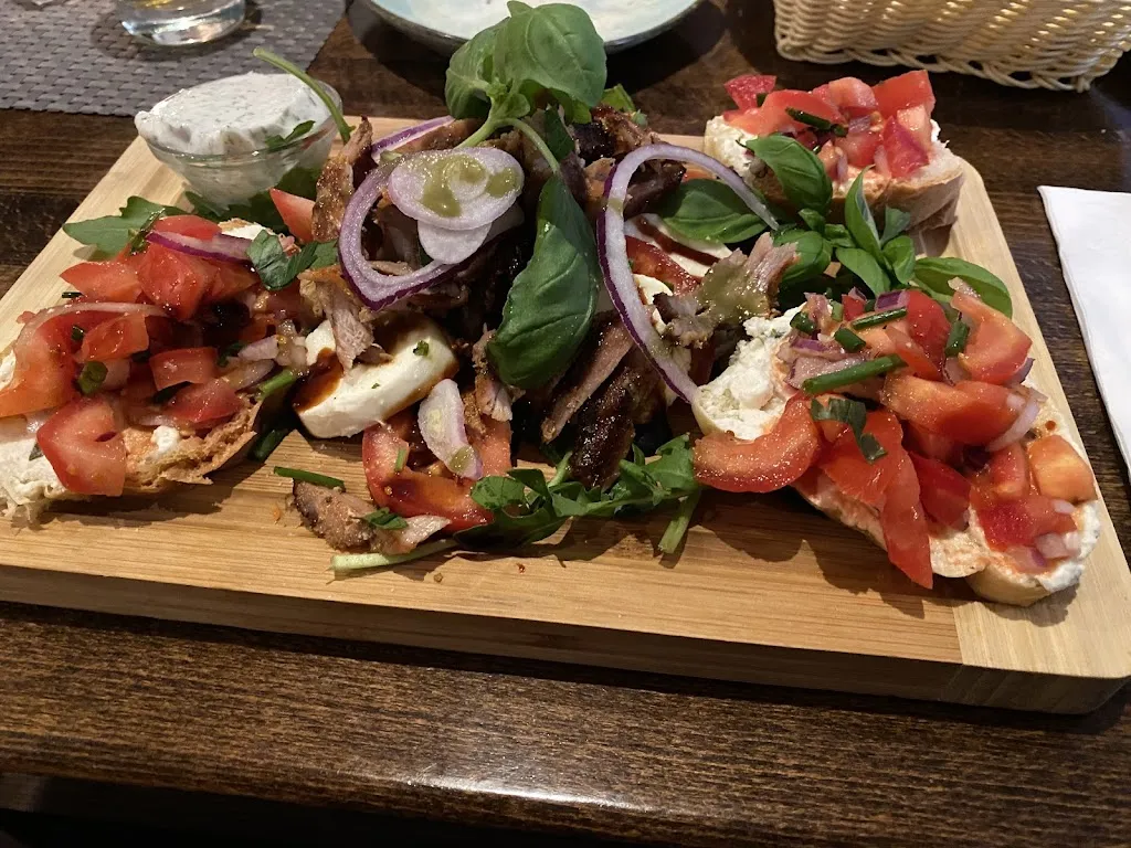 Bei Stella & Dimi_Norderstedt_slider_image_2