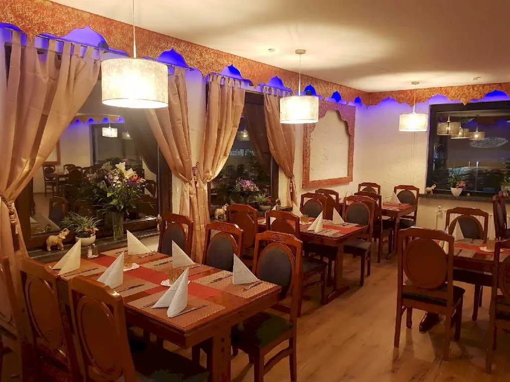 Bollywood Tadka_Goslar_slider_image_1