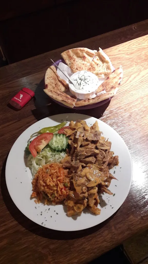 Treffpunkt-Kneipe Inh. Aziz Alpar_Hambergen_slider_image_2