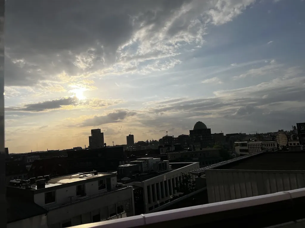 Linda Magnuson_6 Sinne Sky Bar and Restaurant_Hannover_Bewertung