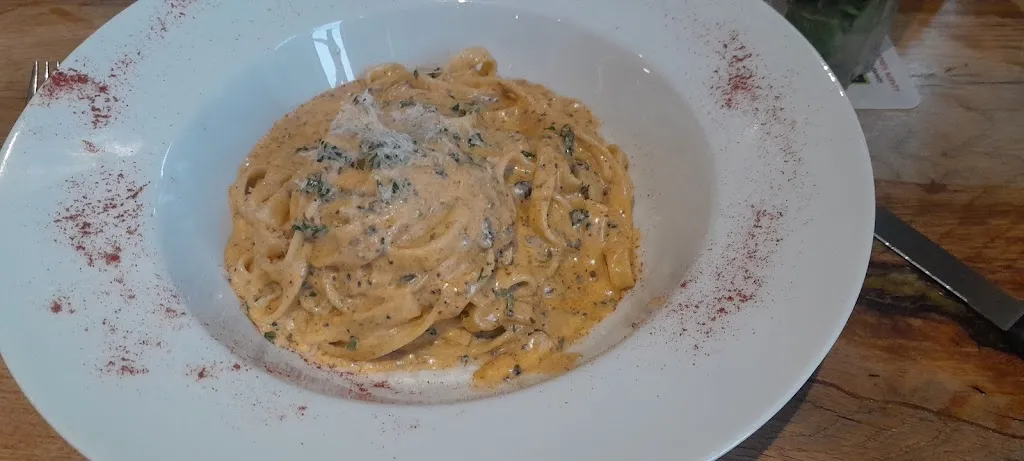 Maggie de Búrca Young_Restaurant Bar La Villa_Hambühren_review