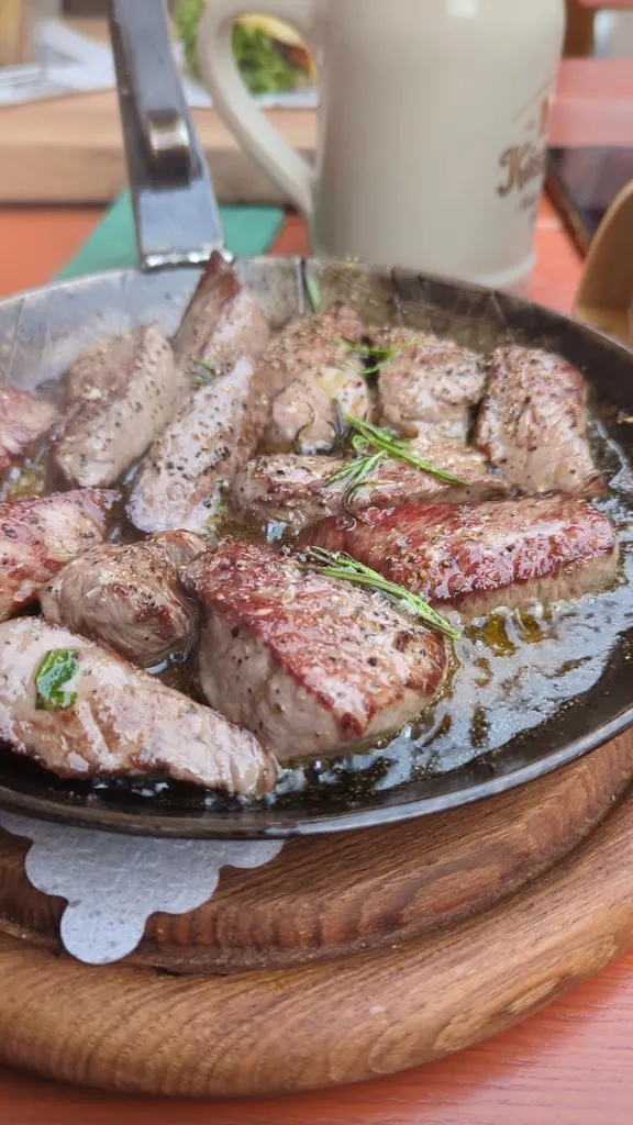 Neue Liebe Ratskeller restaurant in Hardegsen