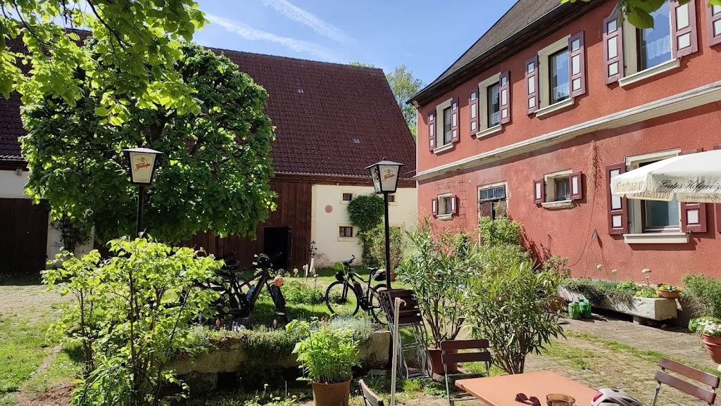 Antje Behr_Zum schwarzen Adler_Dittenheim_review