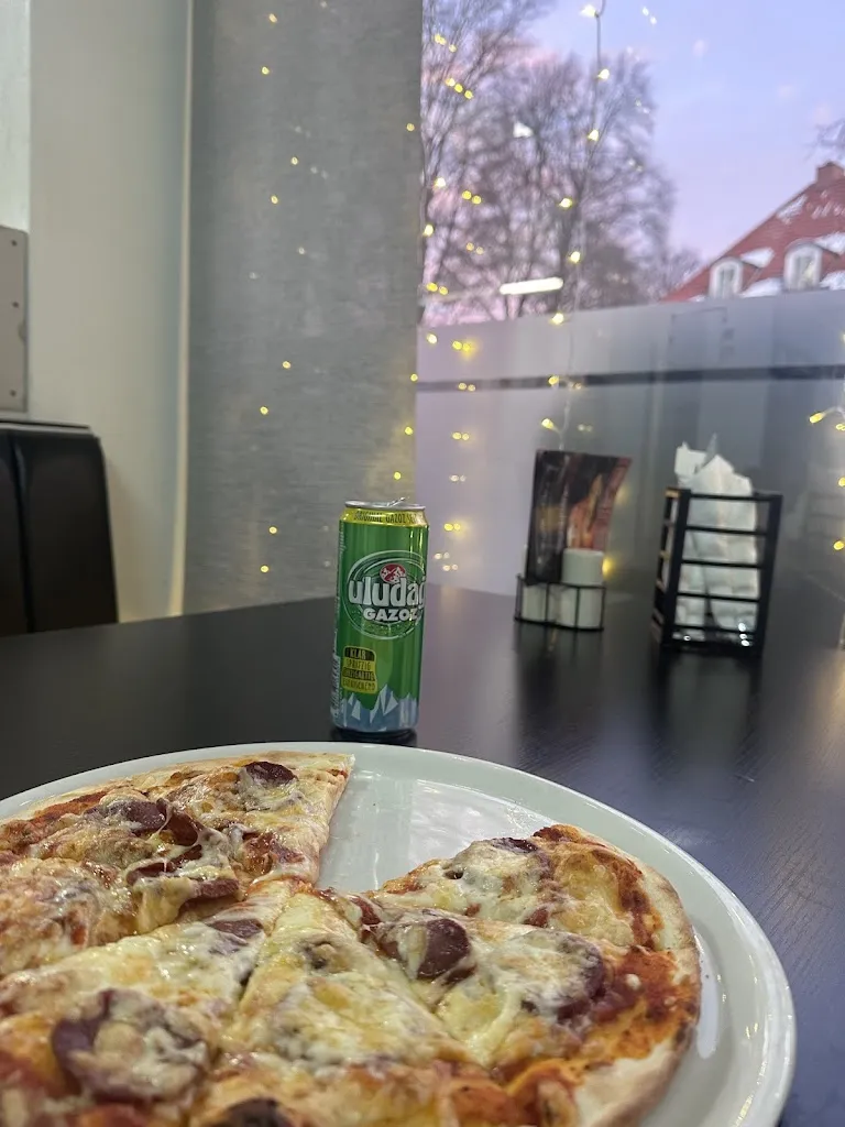 Pizzeria Deti_Hardegsen_slider_image_3