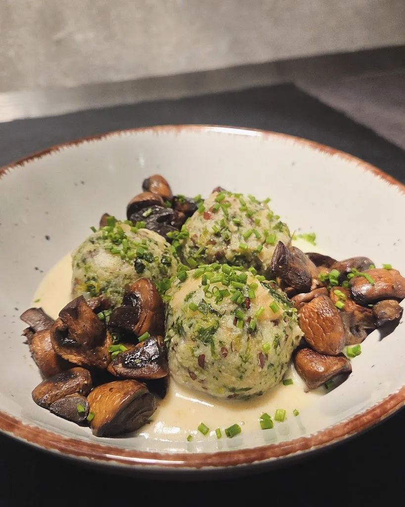 Restaurant Kugelrund, Hausgemacht & Regional_Hameln_slider_image_2