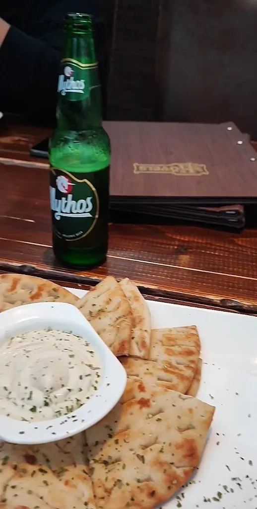 Villa Grecia restaurant in 