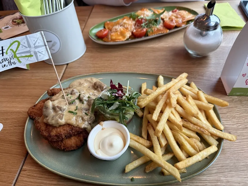 R-Cafe Gronau_(Westfalen)_slider_image_3