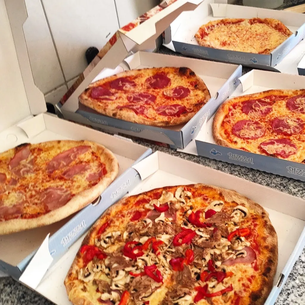 Pizzeria Etna_(Westfalen)_slider_image_2