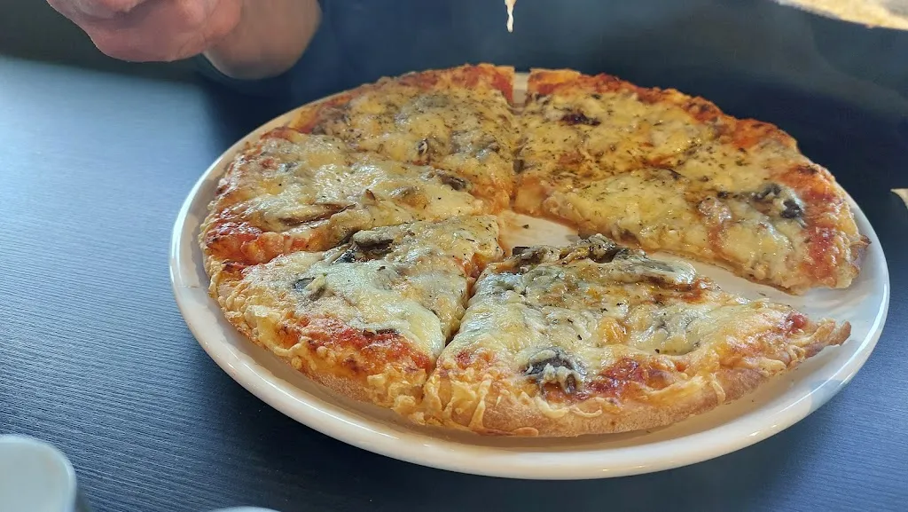 Eis Bär (Der Eisbär on Tour)_Mahdi's Pizza_Hechthausen_review