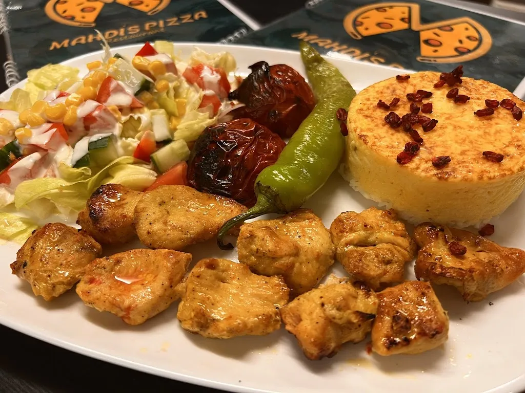 Mahdi's Pizza_Hechthausen_slider_image_3