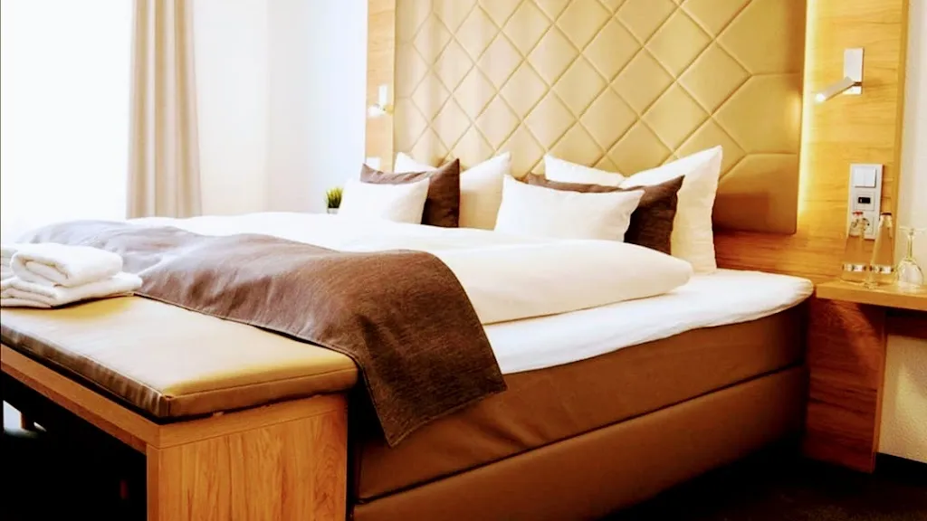 Hagens Hotel in Haren Ems im Emsland_(Ems)_slider_image_2