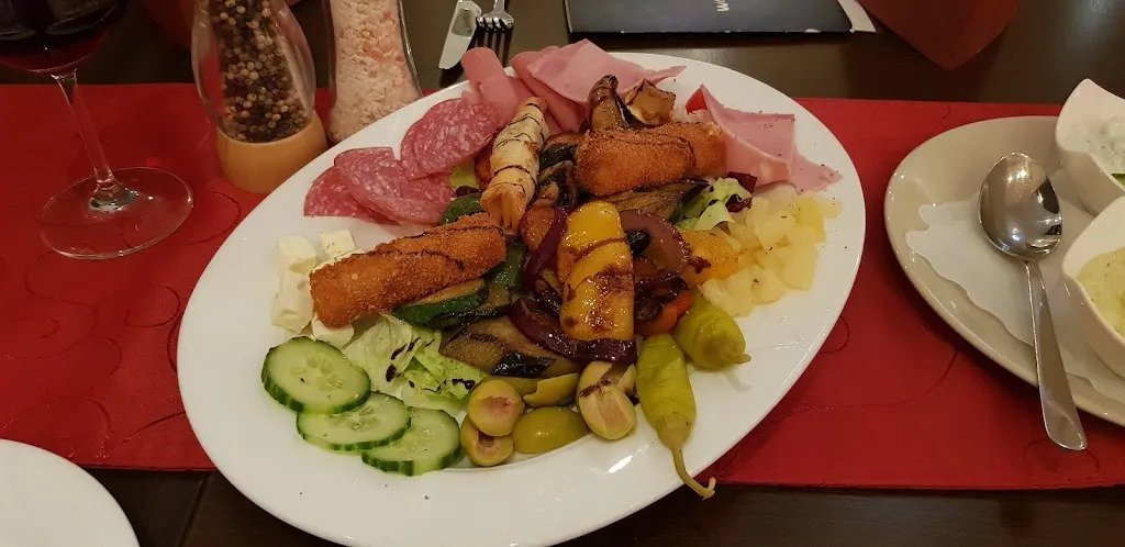 AlegriaHaren__slider_image_2