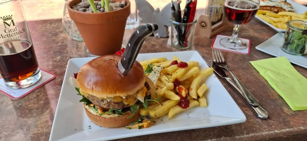 V. H._Restaurant am Grün_Polle_review