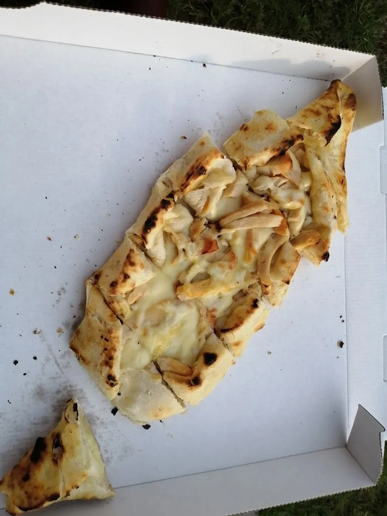 Menu_Pizzeria Amore_Bevern_image_4