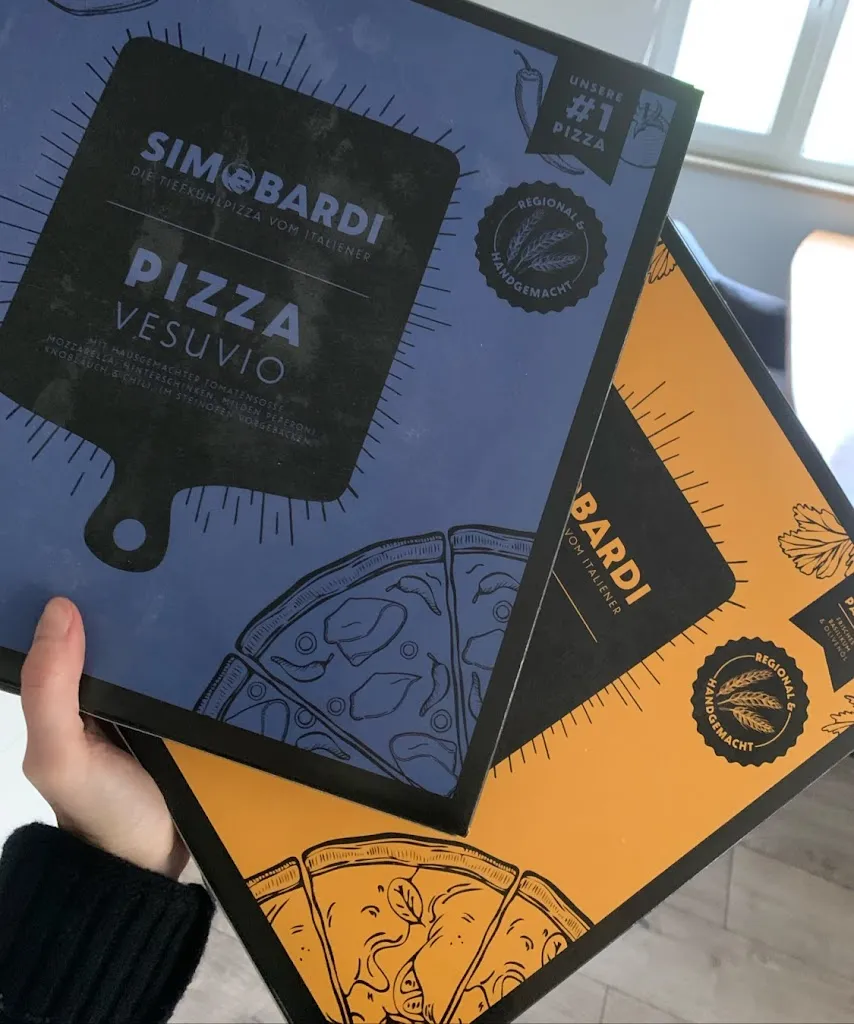 Antonia Th._Lombardi - Die Tiefkühlpizza vom Italiener_Egglham_review