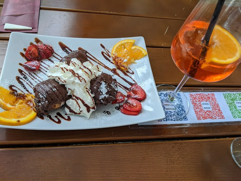 Adina Gaspar_Cristalina Schlossgarten Restaurant & Pizzeria_Egmating_avis