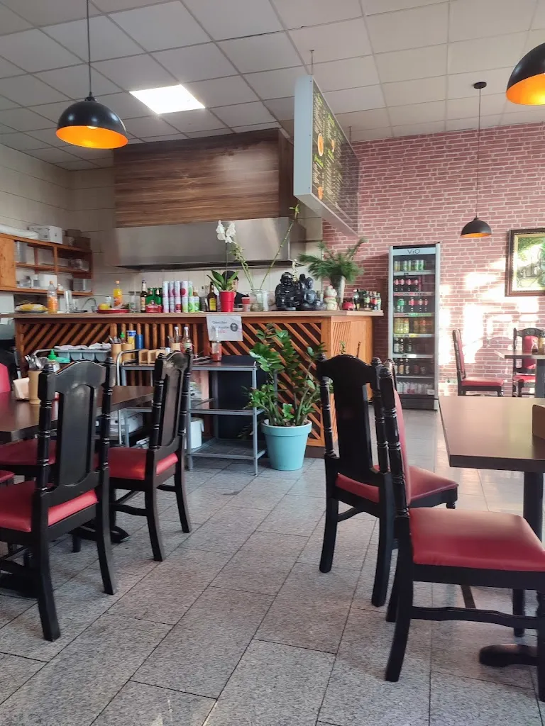 Asia Bistro Sunrise_Heidenau_slider_image_3