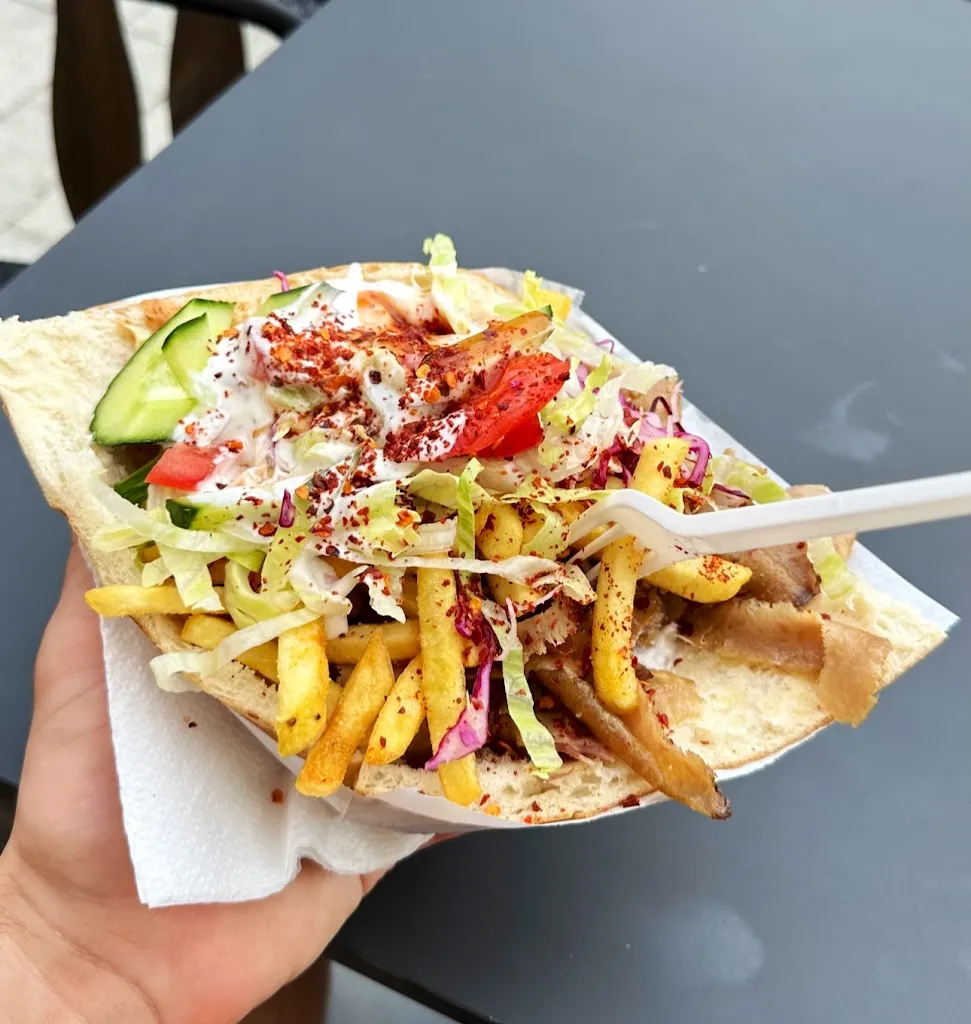 Uslu Kebap Haus_Heidenau_slider_image_2