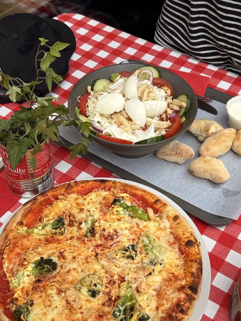 Siciliani's PizzAmore Haselünne_Haselünne_slider_image_3