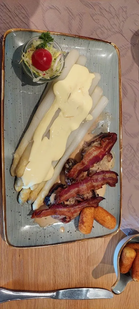 K.-H. Wrede_Alter Dorfkrug Schulte_Haselünne_review