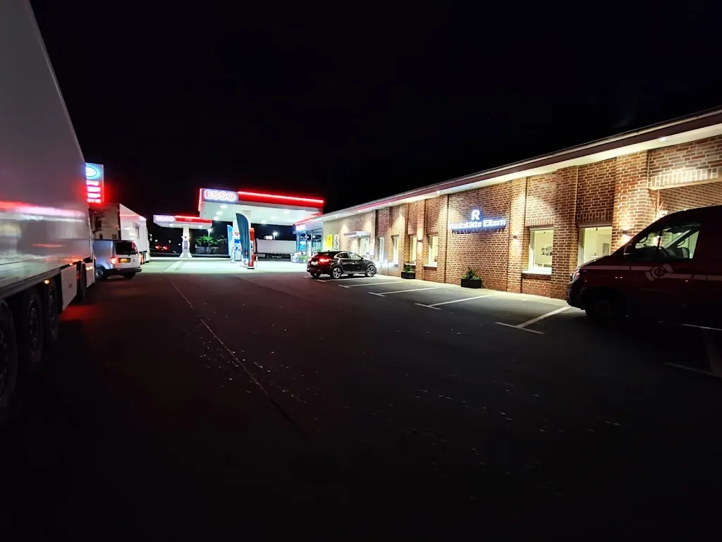 Srećko Benc_Raststätte Eltern Christian Brümmer_Haselünne_review