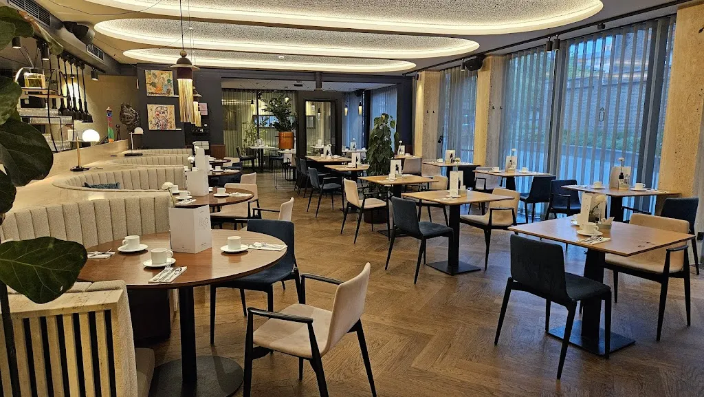 Gus Cipolla_Bra-Goût_Belgium_review