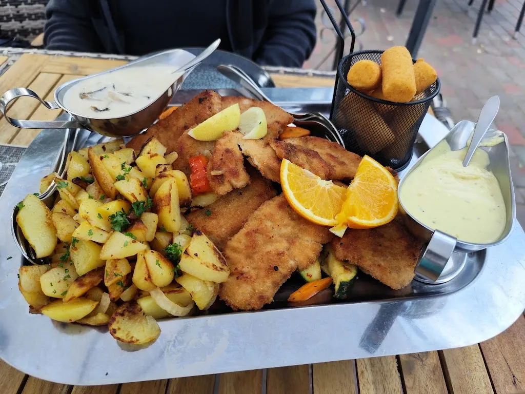 Anneliese Meyer-Korte_Cafe/Restaurant Heuerhaus_Hatten_review