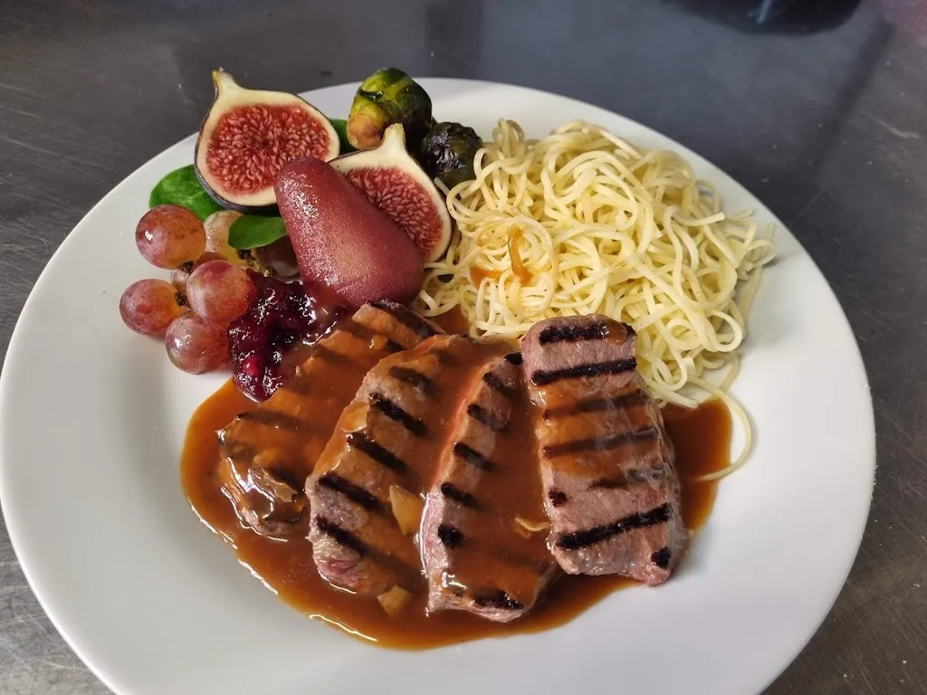 Restaurant Chez john The Roadhouse_Montreux_slider_image_3