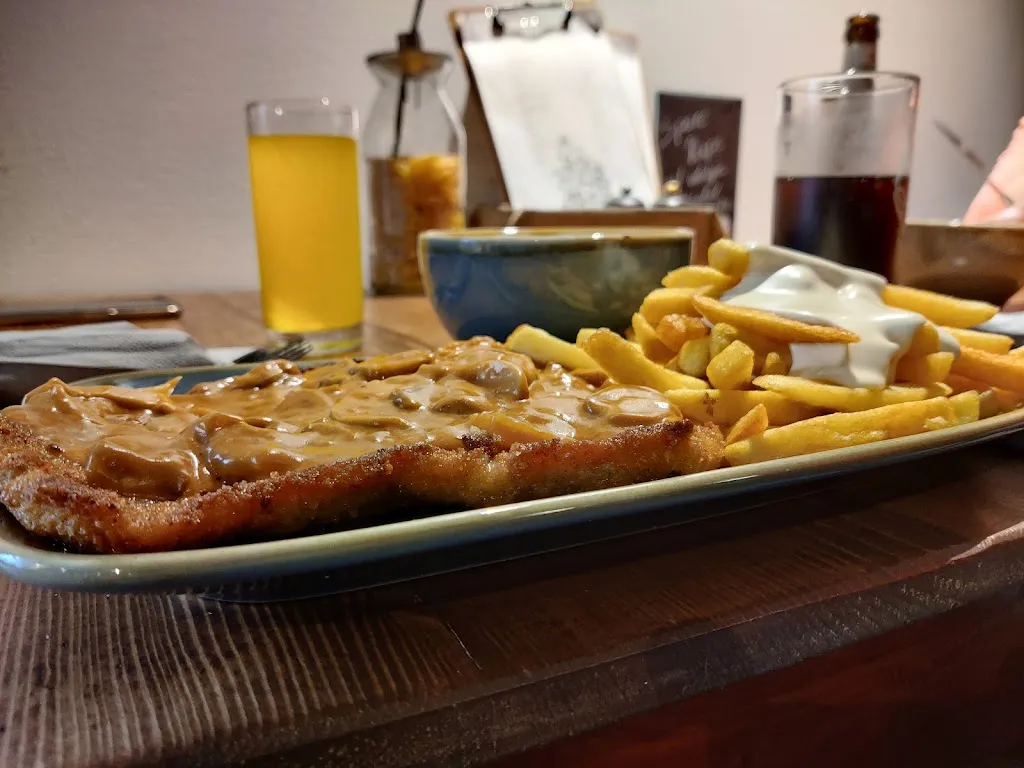 Menu_Die Schnitzelfabrik Hesel_Hesel_image_5