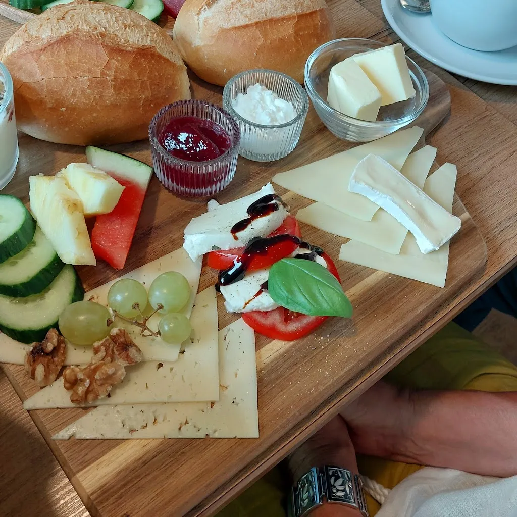 peggodisco_Ostegold Café_Hemmoor_review