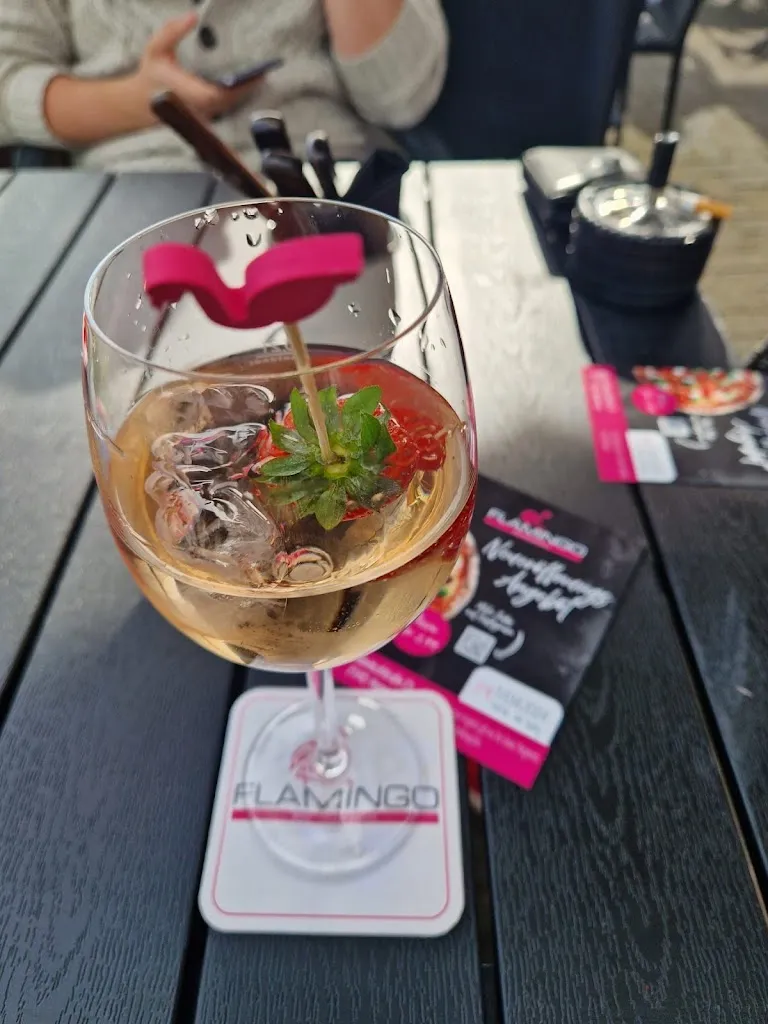 Flamingo _Hemmoor_slider_image_2