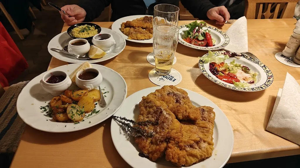 Bar Levi_WIRTSHAUS Kreuzeder_Erding_avis