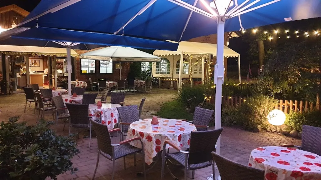 Meyerhöms Bauernstube - Restaurant - Wohnmobilstellplatz - Schlaffässer ristorante a Südheide