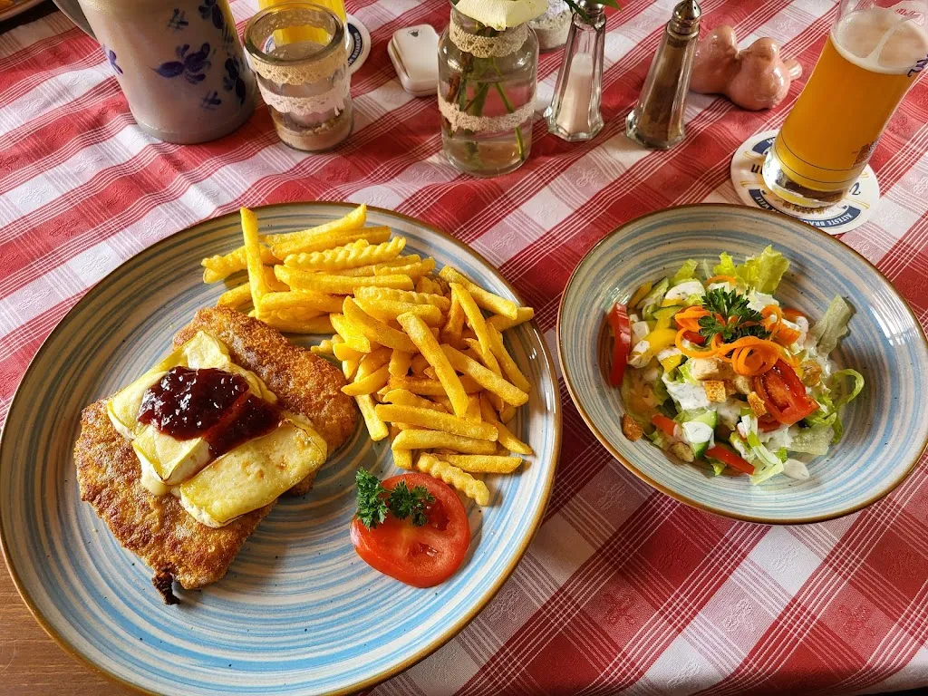 Meyerhöms Bauernstube - Restaurant - Wohnmobilstellplatz - Schlaffässer_Südheide_slider_image_3