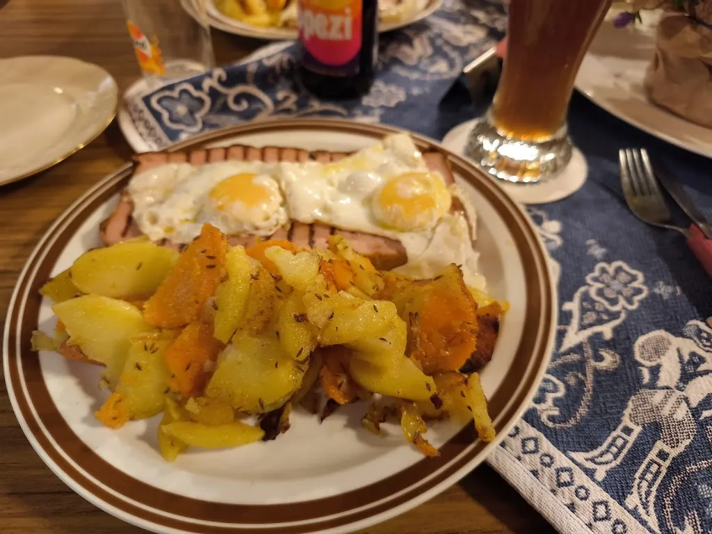 John L_Rotes Roß 1715_Erbendorf_review