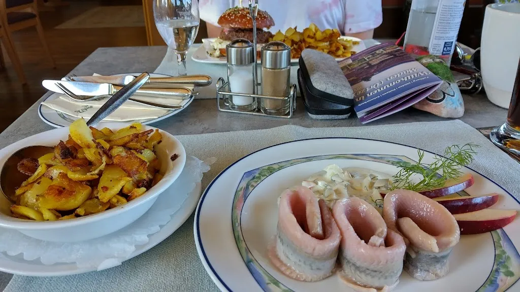 F. K._Hotel- Restaurant „Im Wiesengrund“ GmbH & Co. KG_Südheide_reseña