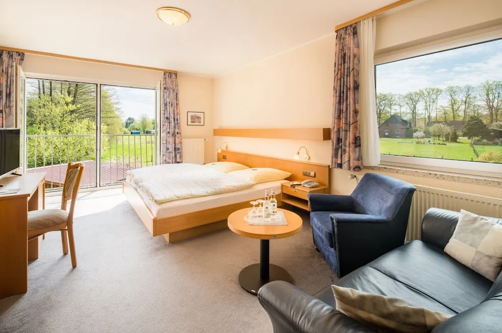 Hotel- Restaurant „Im Wiesengrund“ GmbH & Co. KG_Südheide_slider_image_2