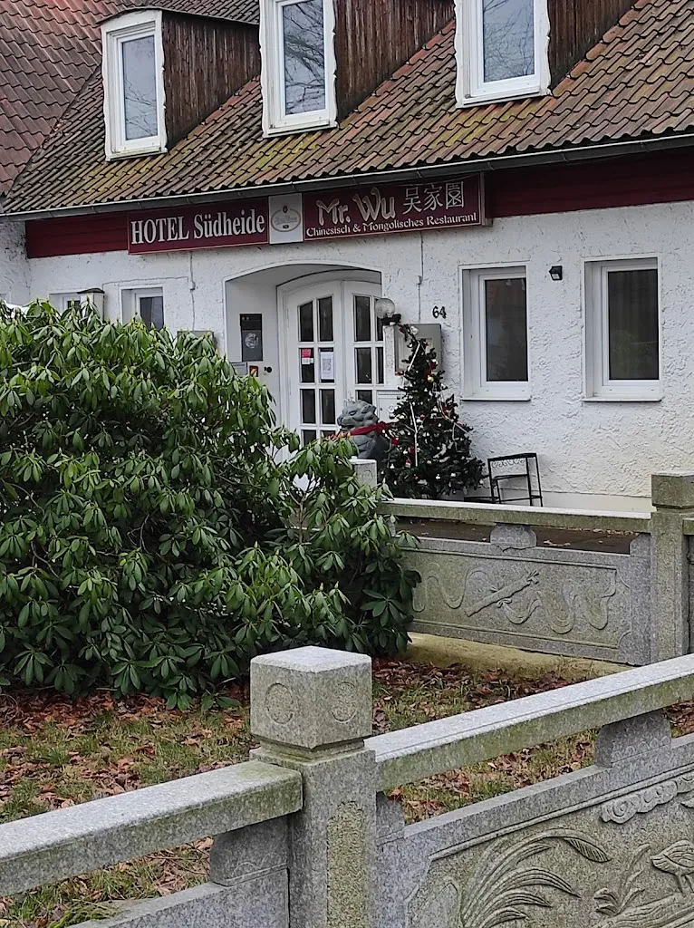 W.K. Schütz_Mr. Wu Chinesisch und Mongolisches Restaurant & Hotel Mit Kegelbahn_Südheide_review