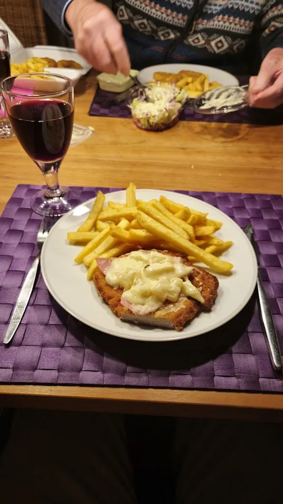 Hrag Khantrouni_Grill Center - Döner & Pizzeria_Südheide_reseña